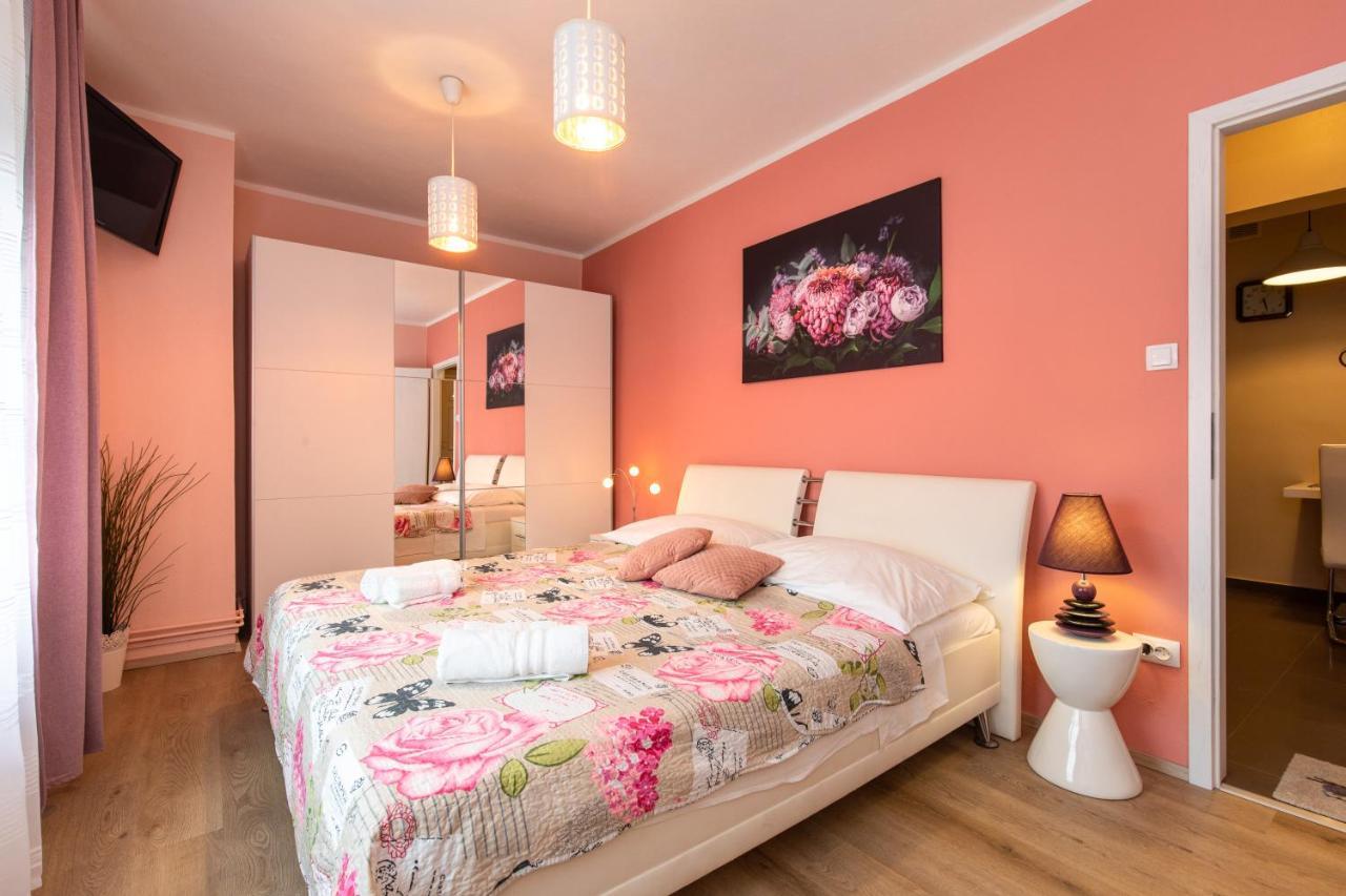 Apartman Ruza Krk Town Eksteriør billede