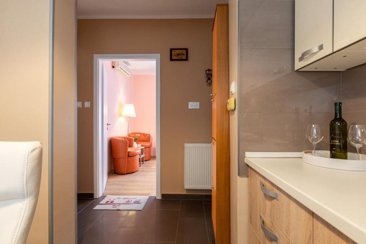 Apartman Ruza Krk Town Eksteriør billede